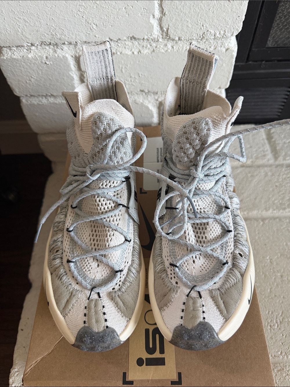 Nike ISPA Sense Flyknit Sneaker — M7 / W8.5